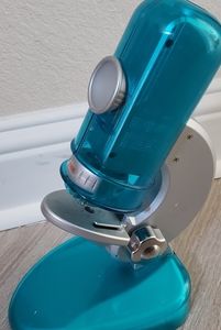 Kids small microscope pre-loved